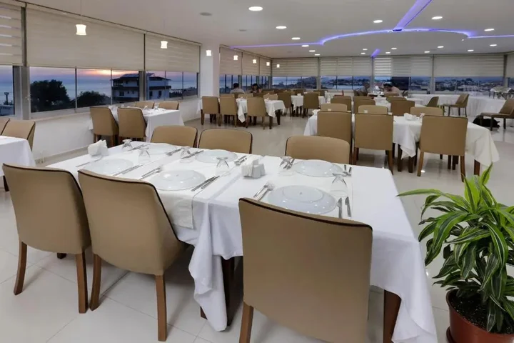 Дикили: AGZ Hotel