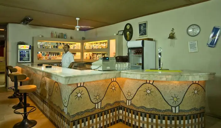 Rheme Beach Hotel — фото 1