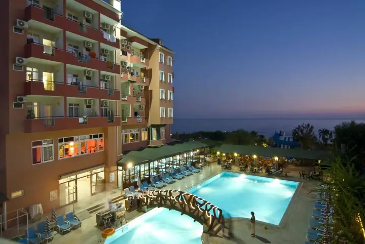 Rheme Beach Hotel — фото 3