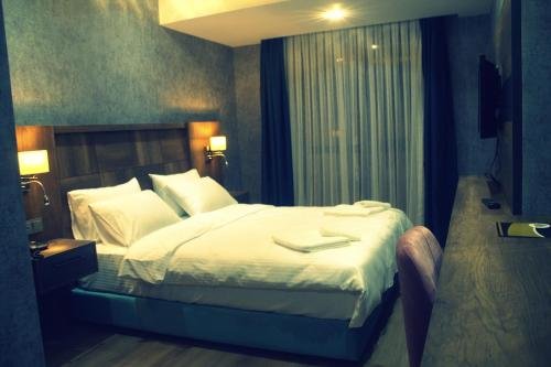 Арсин: Dedehan Otel