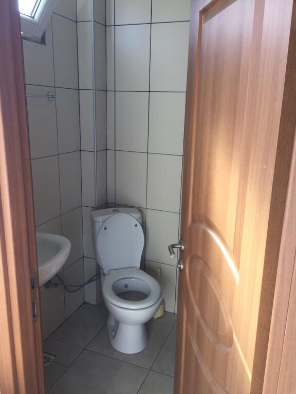 Бусак: Hotel Inan
