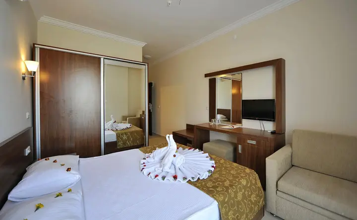 Аланья: Lioness Hotel