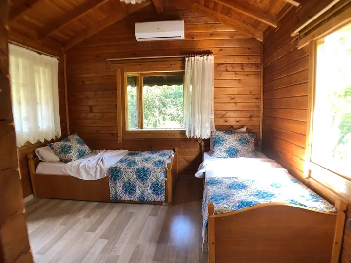 Чиралы: Turkuaz Bungalows