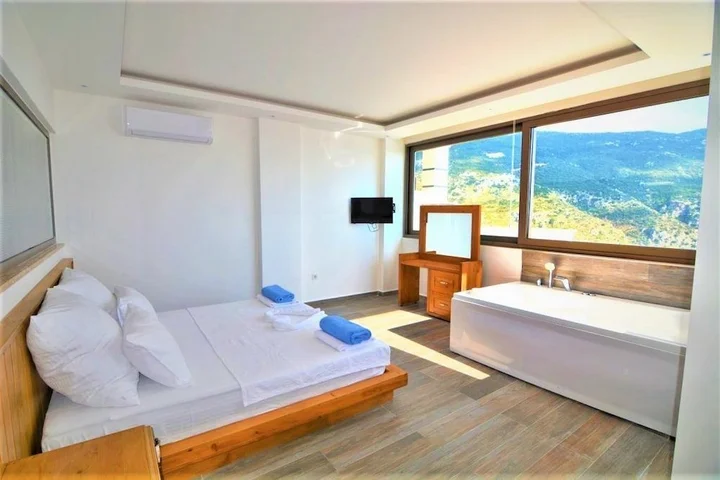 Исламлар: Villa Alize 4