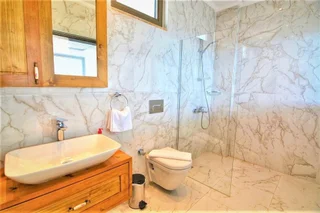 Исламлар: Villa Alize 4