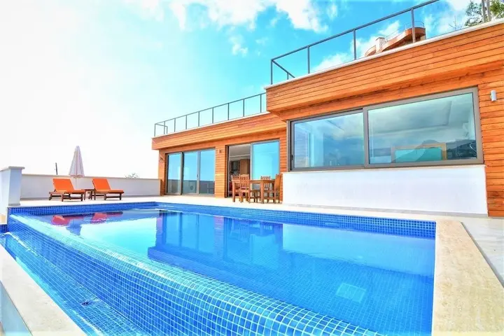 Исламлар: Villa Alize 4