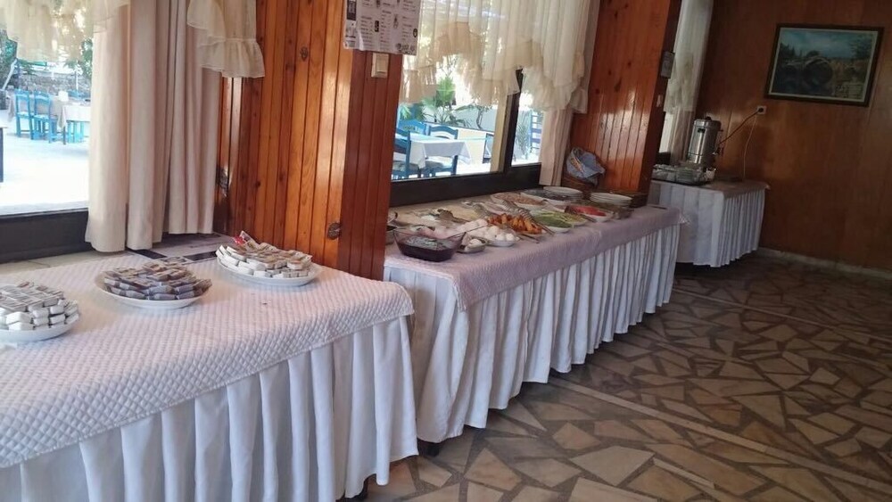 Анамур: Otel Dolphine
