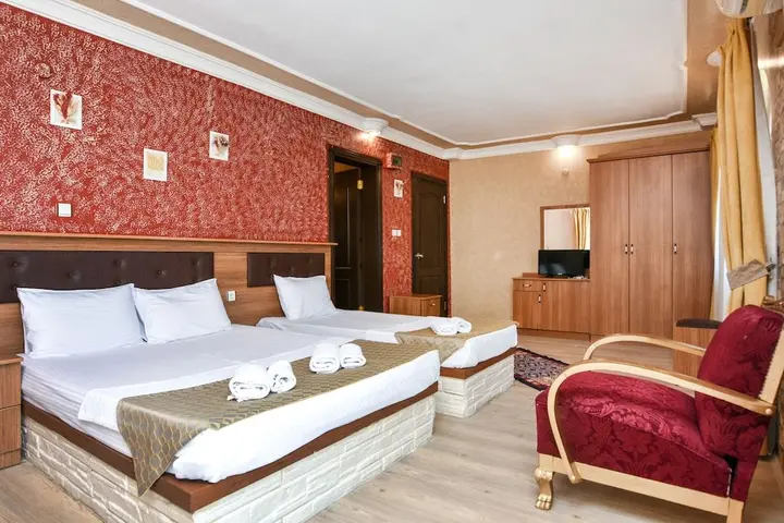 Айвалык: Otel Türk Evi