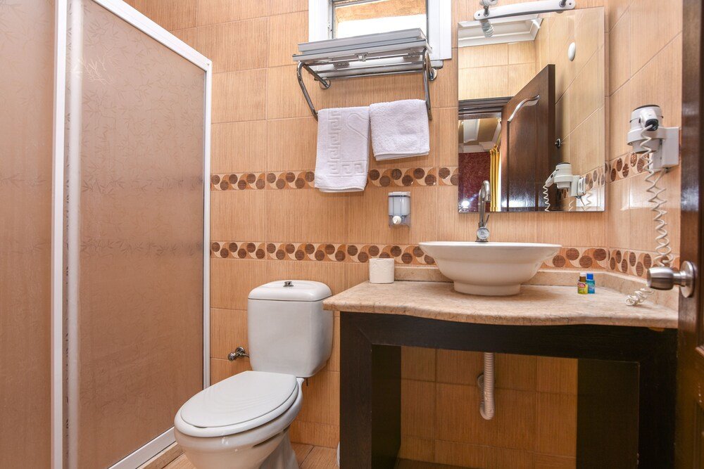Айвалык: Otel Türk Evi