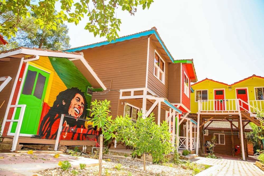 Кумлуджа: Olimpos Salinas Wooden Houses