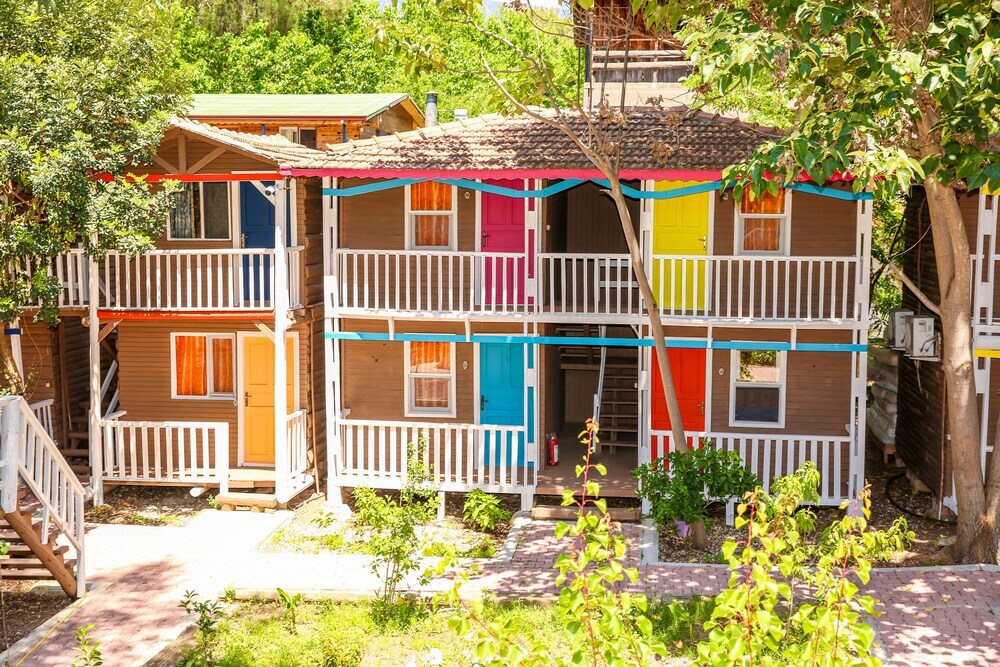 Кумлуджа: Olimpos Salinas Wooden Houses