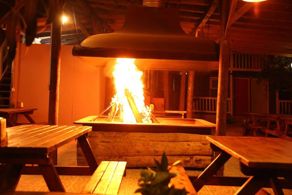 Кумлуджа: Olimpos Salinas Wooden Houses