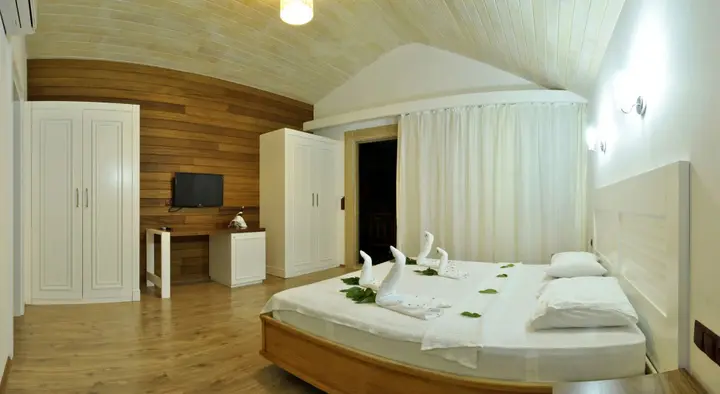 Чиралы: Apella Hotel
