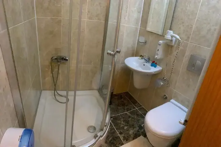 Узунгёль: Scala Otel