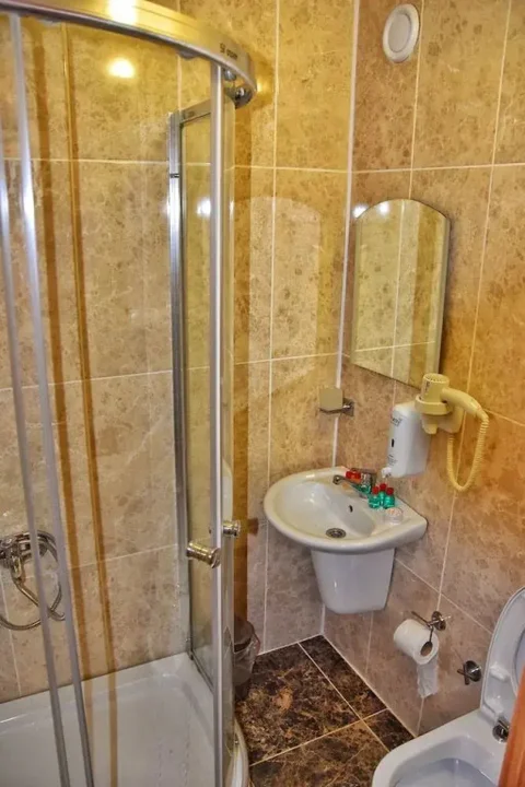 Узунгёль: Scala Otel