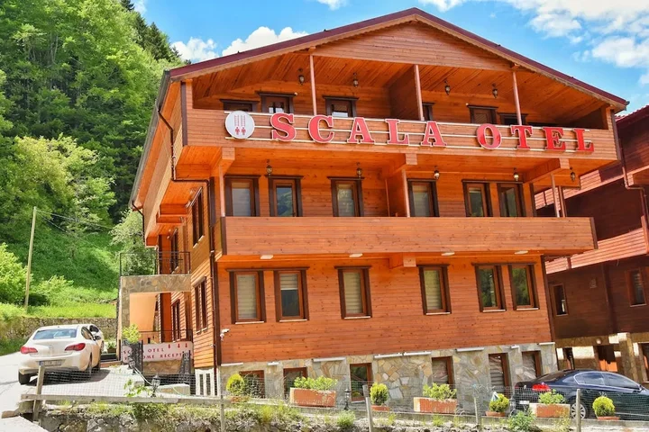 Узунгёль: Scala Otel