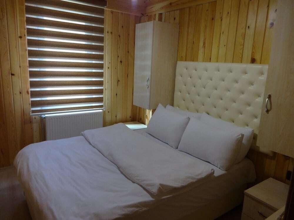 Узунгёль: Scala Otel