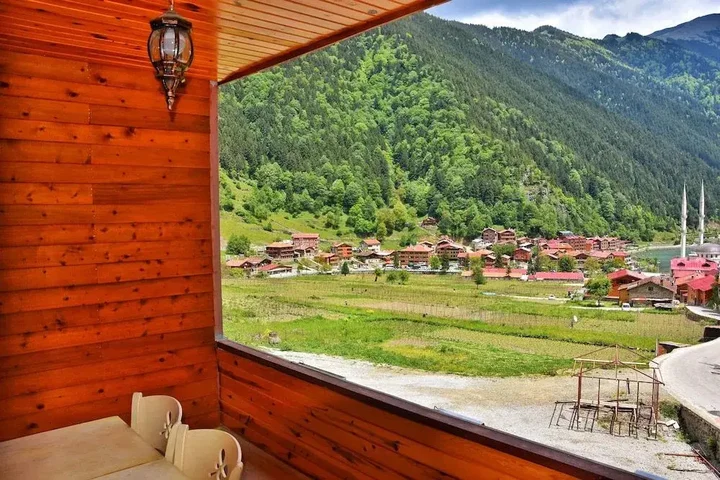 Узунгёль: Scala Otel