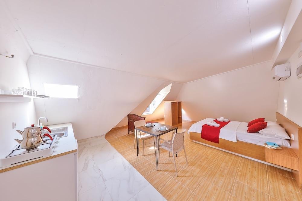 Калеучагиз: Apartments 3 House Apart