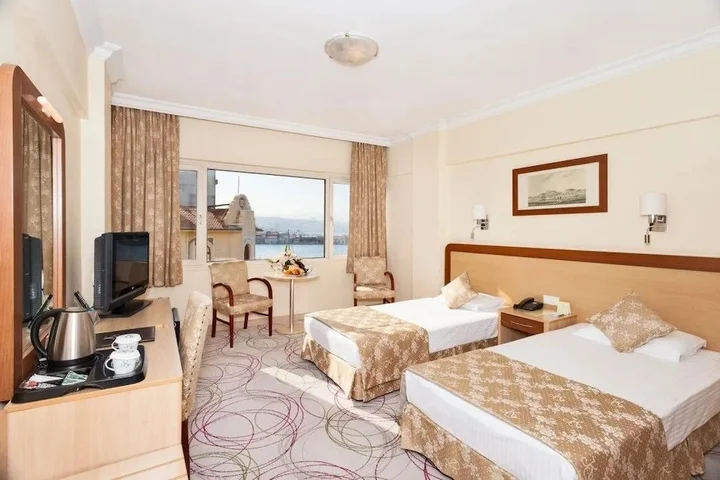 Измир: Kilim Otel Izmir