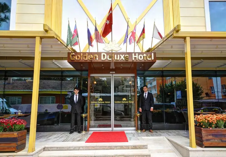 Golden Deluxe Hotel — фото 1