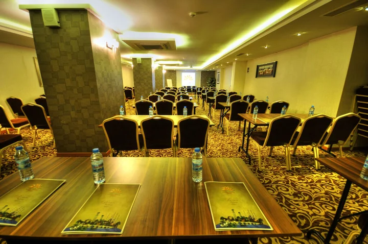 Адана: Golden Deluxe Hotel