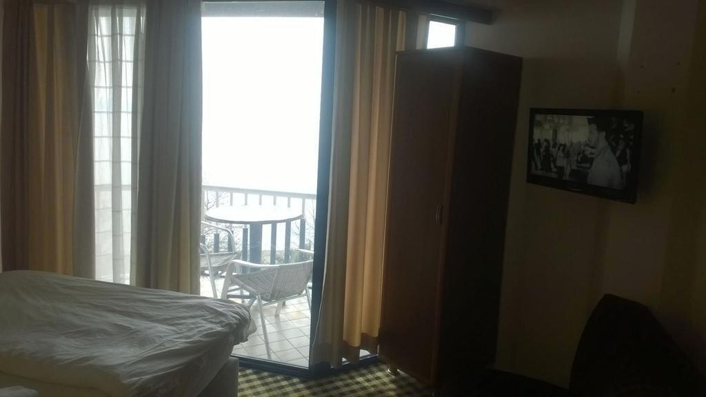 Мармара: Hotel Helin