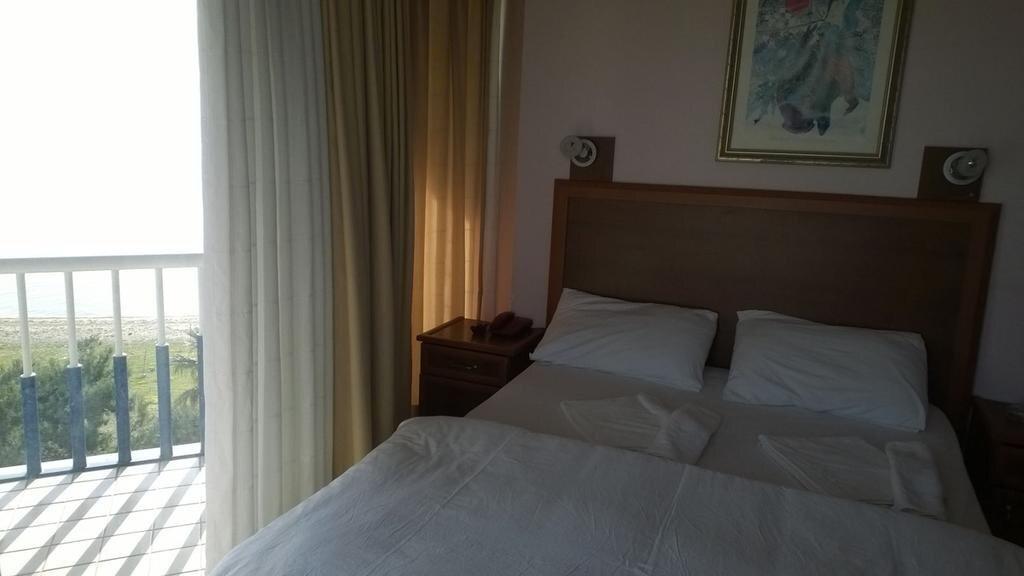 Мармара: Hotel Helin