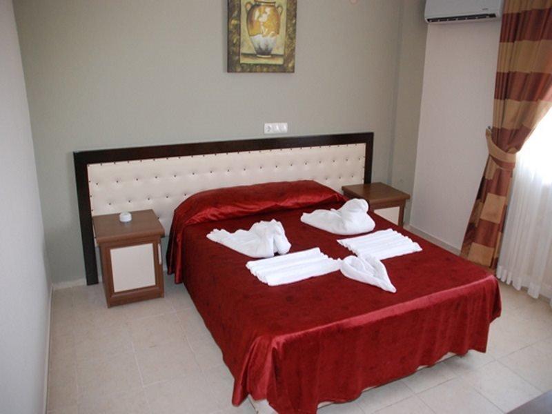 Кушадасы: Club Hotel Lion