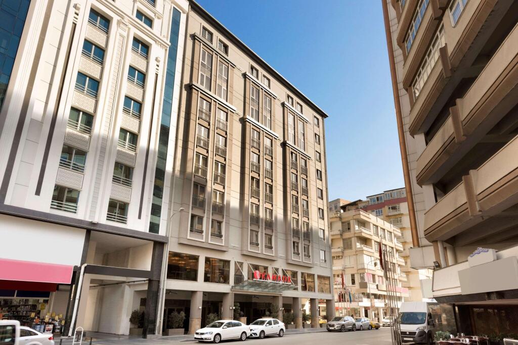Адана: Ramada Adana