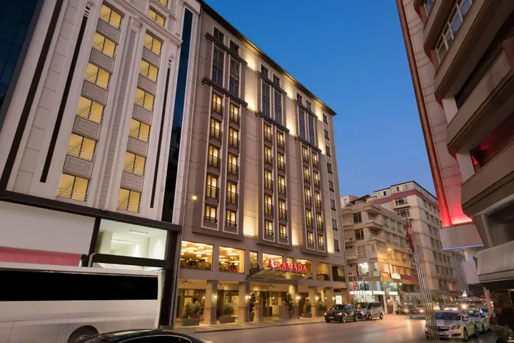 Адана: Ramada Adana