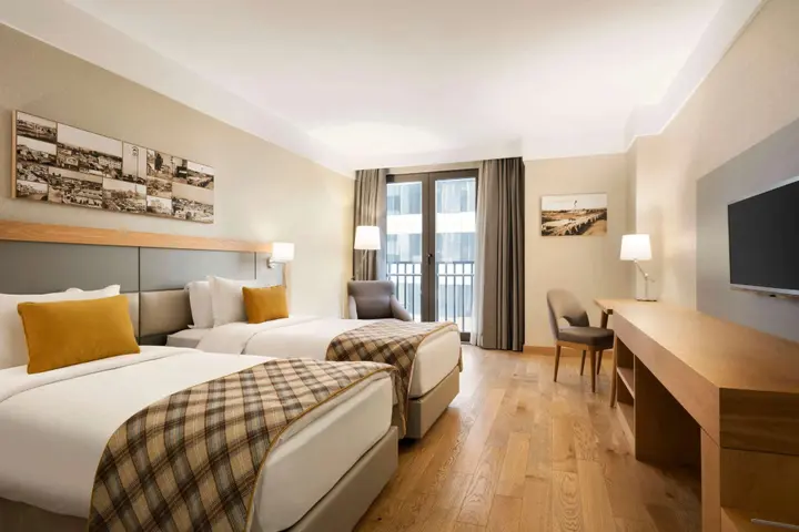 Адана: Ramada Adana