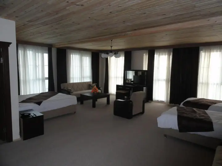 Арсин: Zarha Mountain Resort