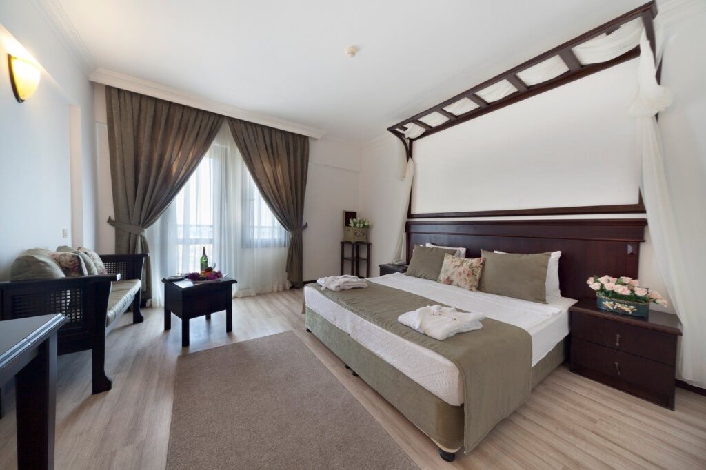 Гюмюшлюк: Golden Age Crystal Bodrum - All inclusive