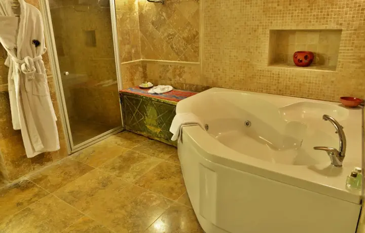 Гёреме: Grand Cave Suites