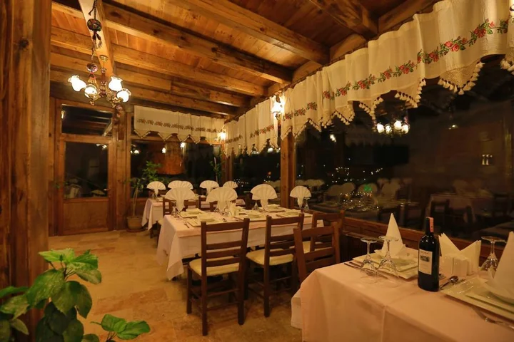 Гёреме: Grand Cave Suites