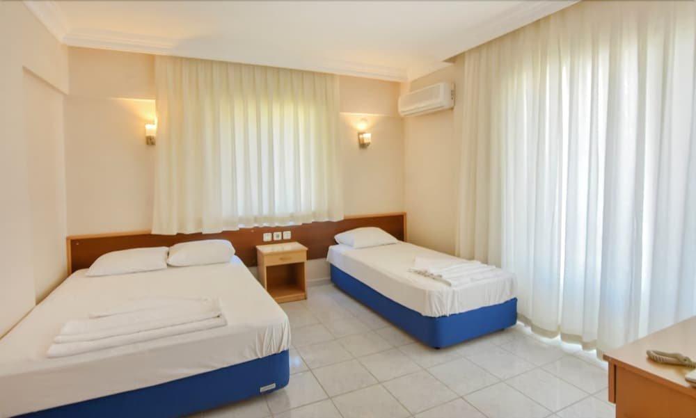Айвалык: Efsanem Hotel