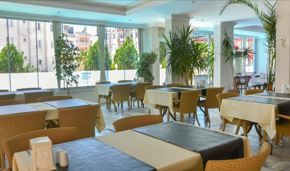 Айвалык: Efsanem Hotel