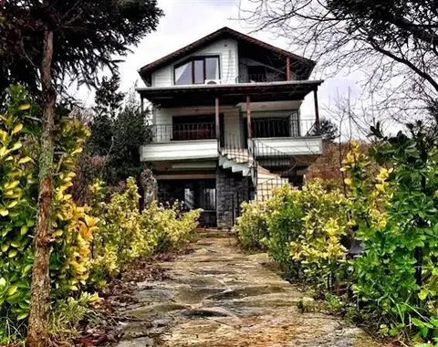 Сайл: Vira Creek House