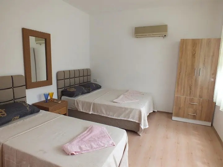 Чиралы: Teo Hotel