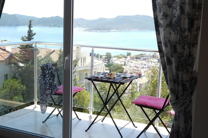 Каш: Saylam Suites