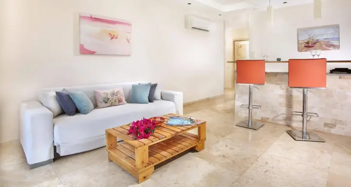 Каш: Saylam Suites