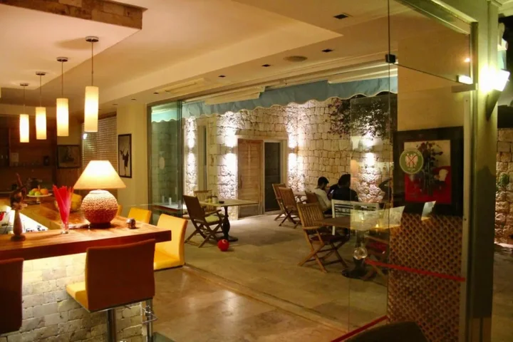 Каш: Saylam Suites