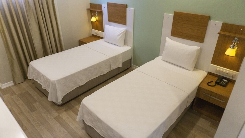 Шанлыурфа: Sanliurfa Uludag Hotel
