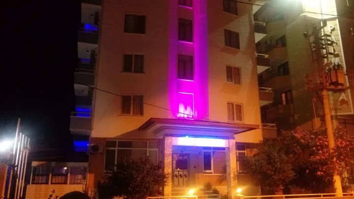 Айвалык: Nil Hotel