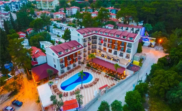 Турунч: Hotel Meril
