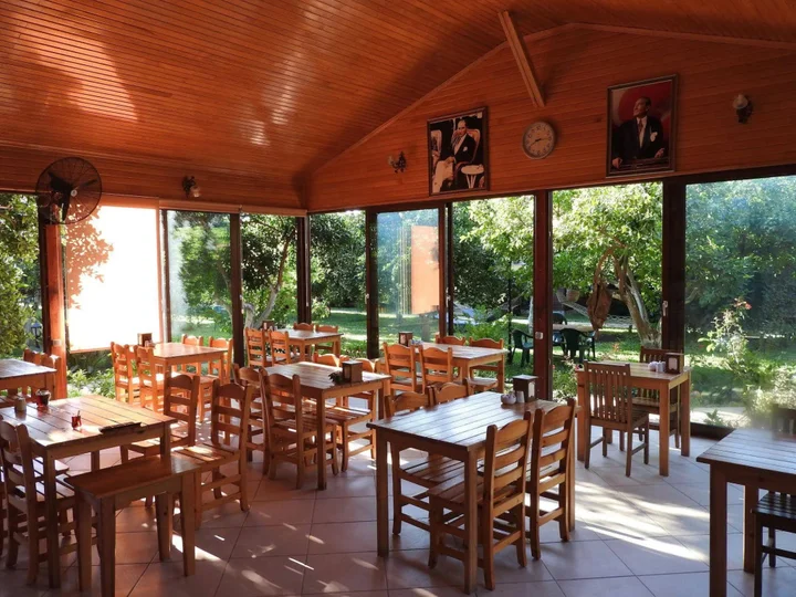 Чиралы: Mercan Bungalow