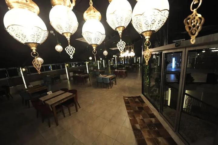 Усак: Usak Yucel Hotel