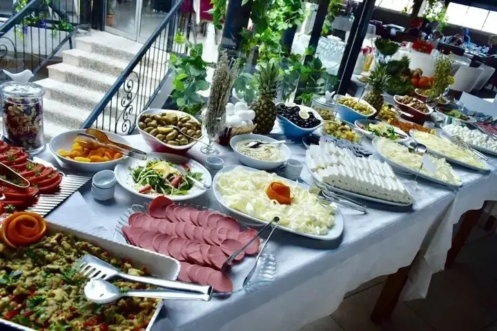 Усак: Usak Yucel Hotel
