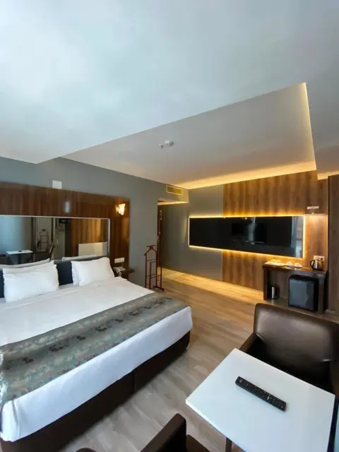 Усак: Usak Yucel Hotel